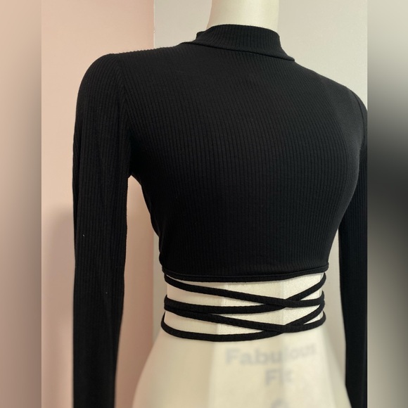 SANS SOUCI cropped backless ribbed top - Picture 6 of 6